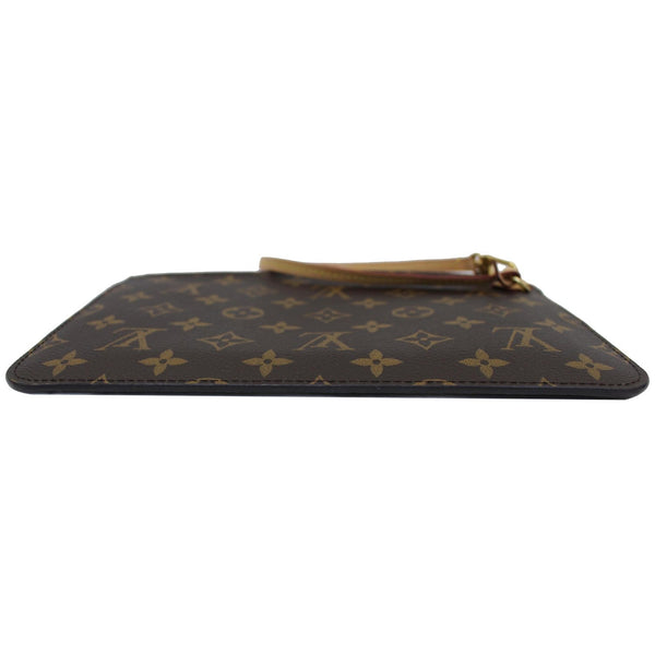 Louis Vuitton Pochette Neverfull MM monogram canvas