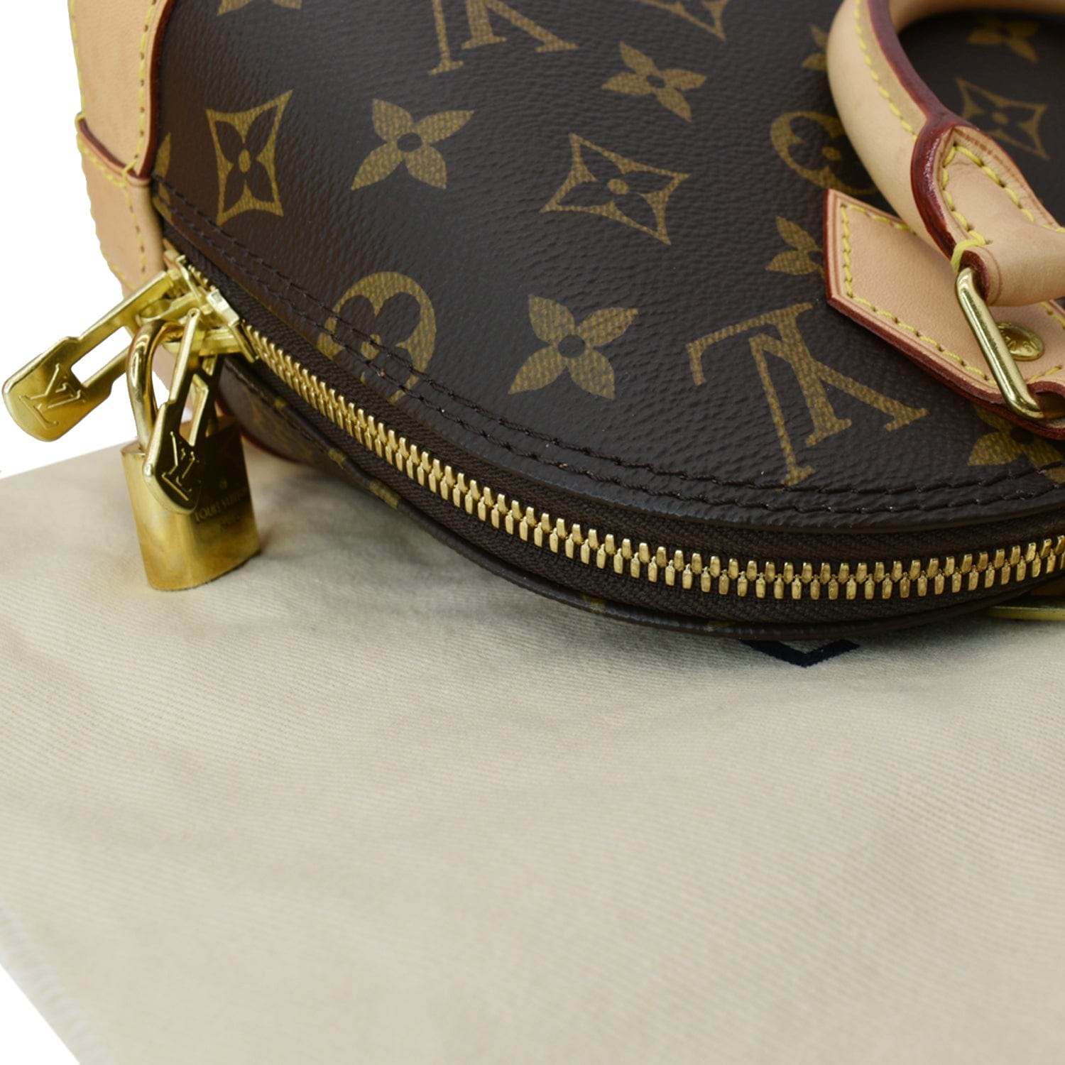 Louis Vuitton - LV Alma BB Monogram - Brown Top Handle w/ Shoulder Str -  BougieHabit