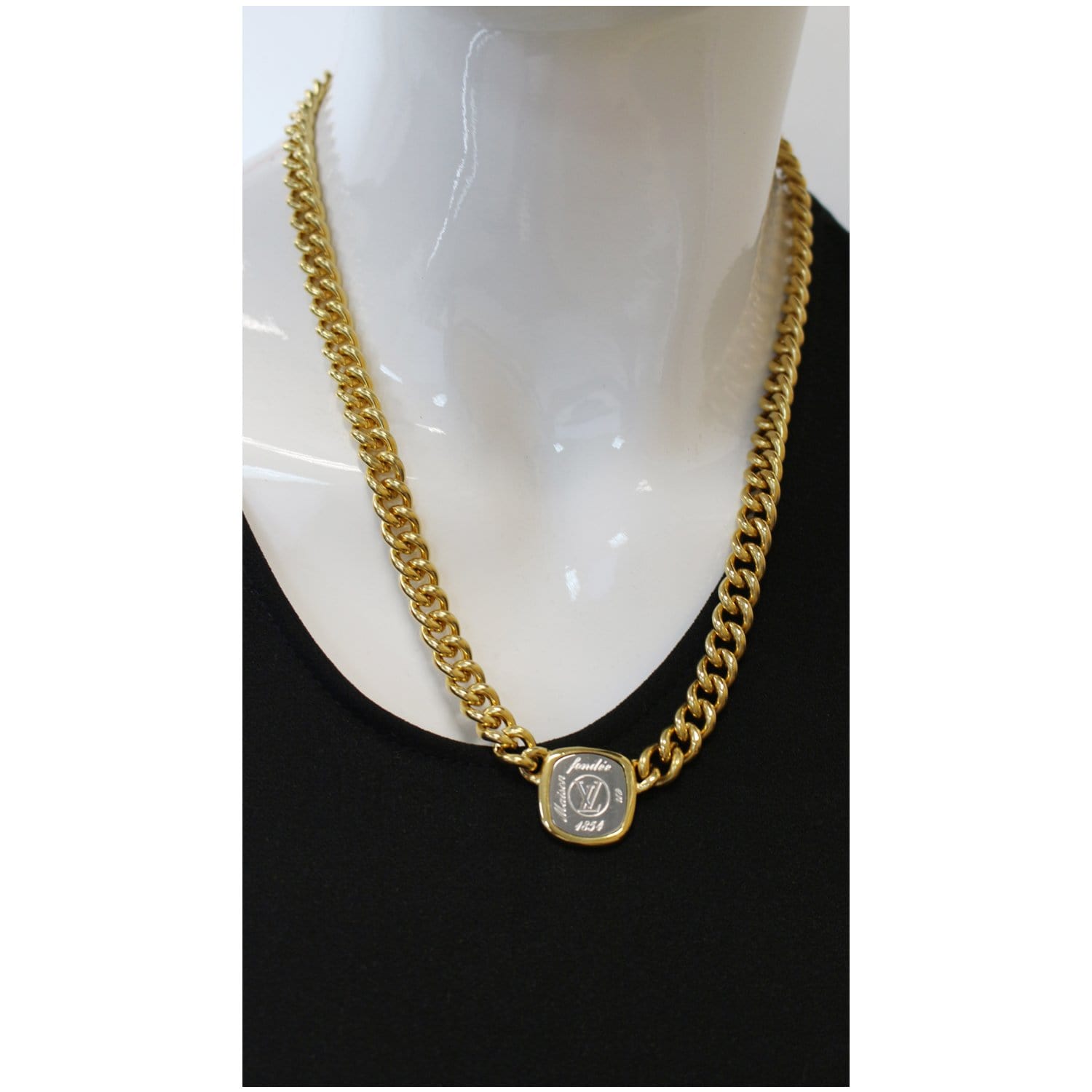 Necklace Louis Vuitton Gold in Steel - 20255663
