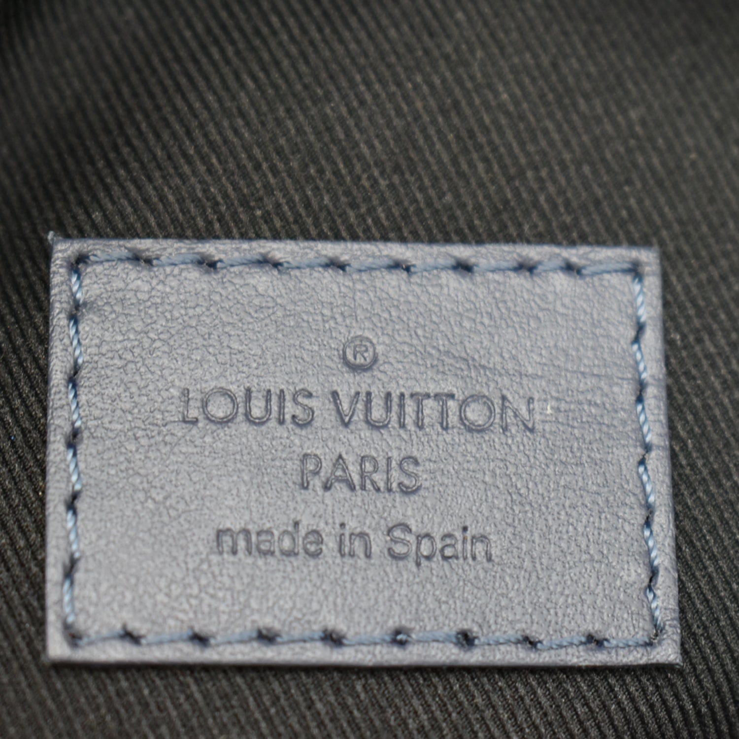 Louis Vuitton Discovery Bumbag Monogram Shadow Giant Taurillon