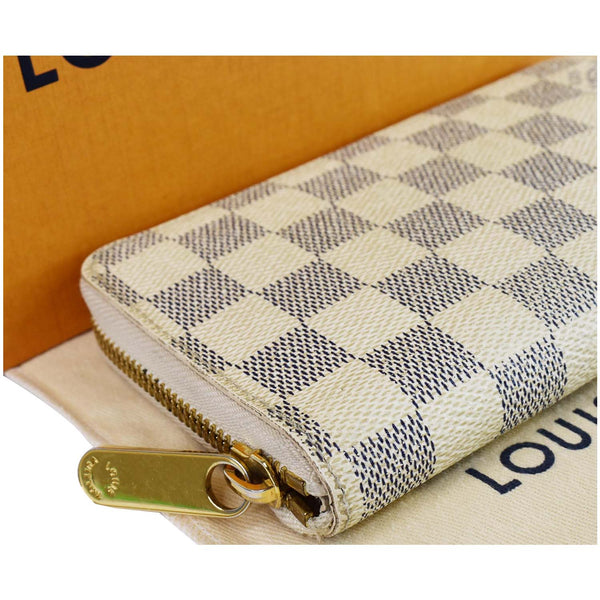 Louis Vuitton Damier Azur Zippy Organizer Wallet White - zip side view