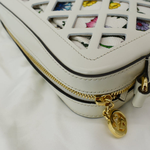 GUCCI Cutout Floral Canval Leather Shoulder Bag 550132 White