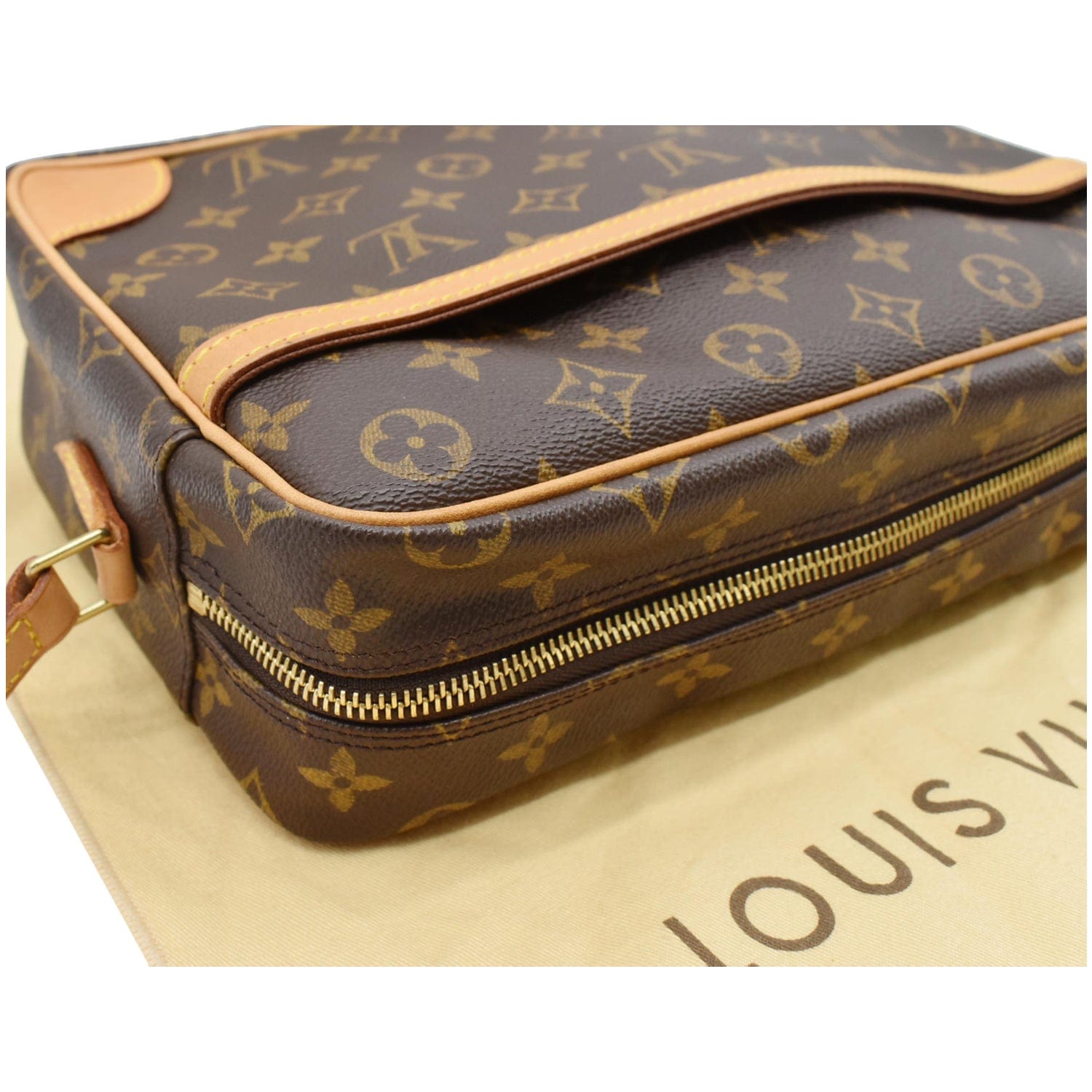 Vintage Louis Vuitton Trocadero Bag With Monogram From the Year