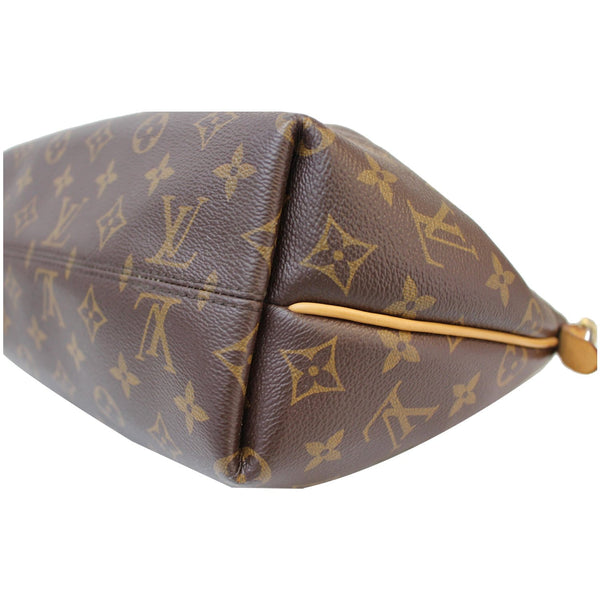 Louis Vuitton Turenne PM Shoulder Bag Bottom corner