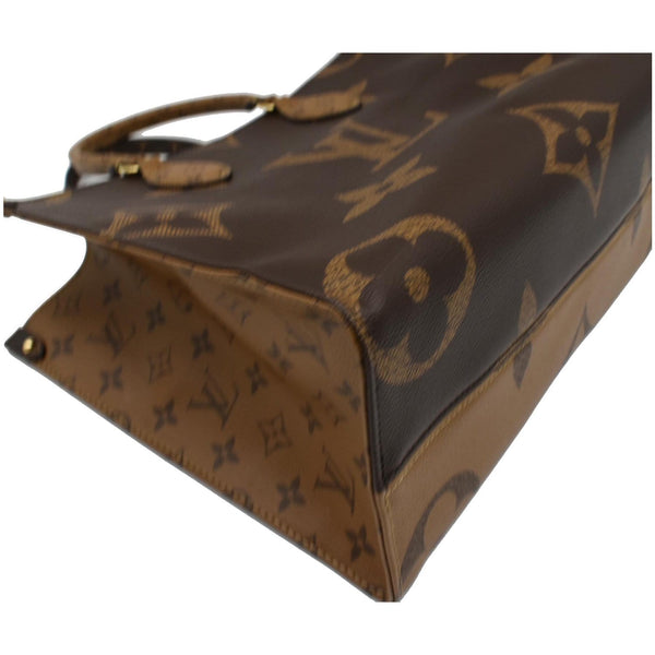 Louis Vuitton Onthego MM Giant Monogram Canvas Tote Bag