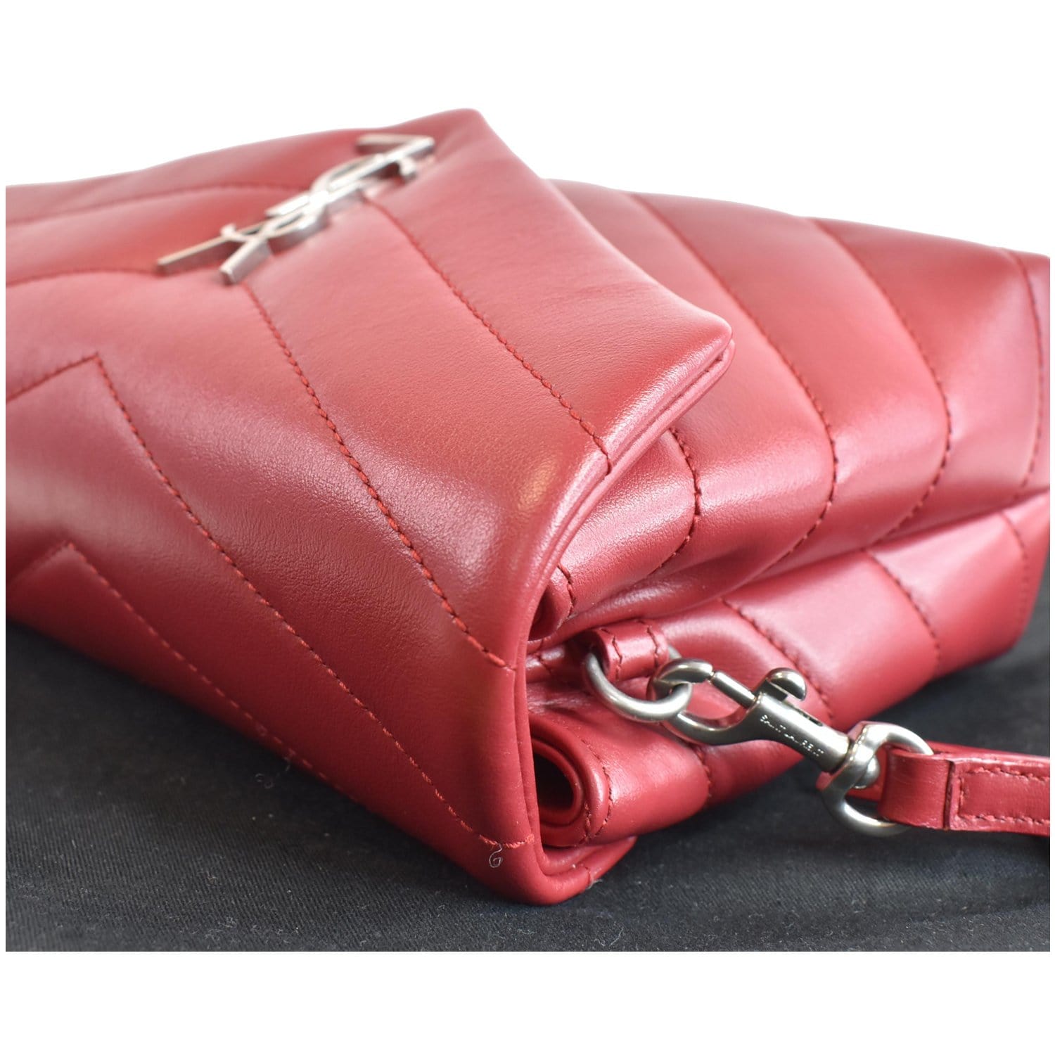 YVES SAINT LAURENT Loulou Toy Matelasse Leather Crossbody Bag Red - 15