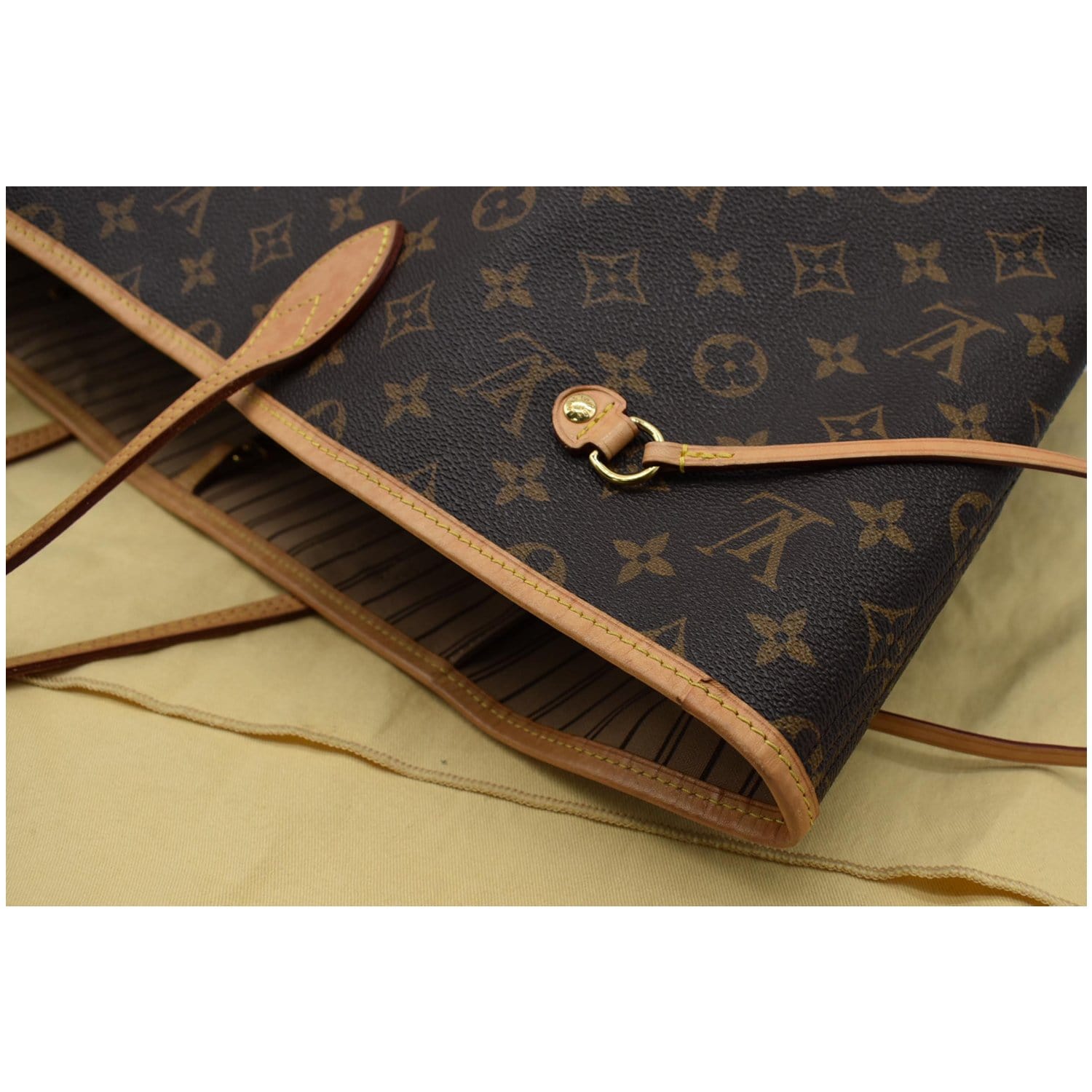 Authentic Louis Vuitton Neverfull GM monogram - Bags & Luggage