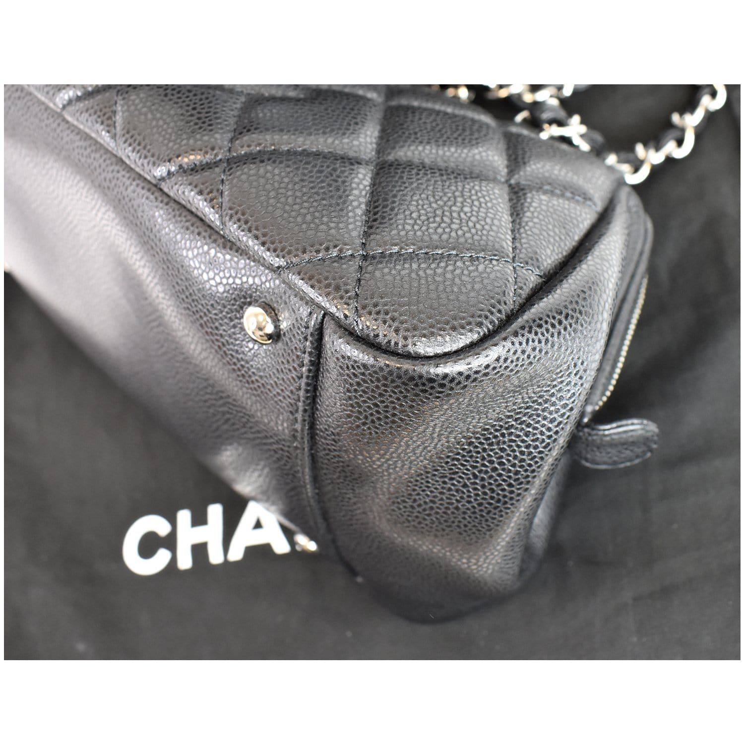 chanel timeless cc shoulder bag