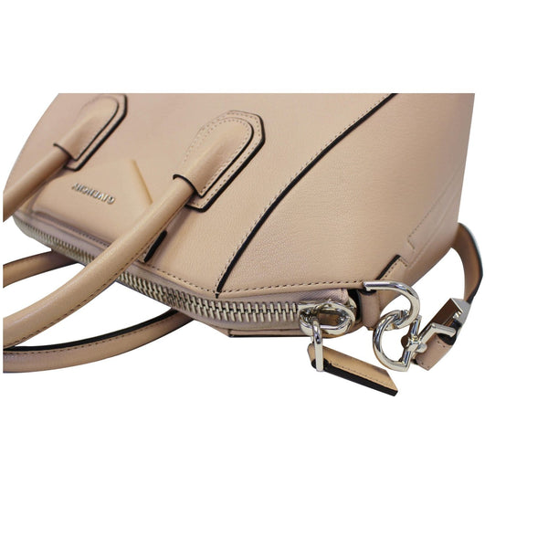 Givenchy Shoulder Bag Antigona Small Leather - side view