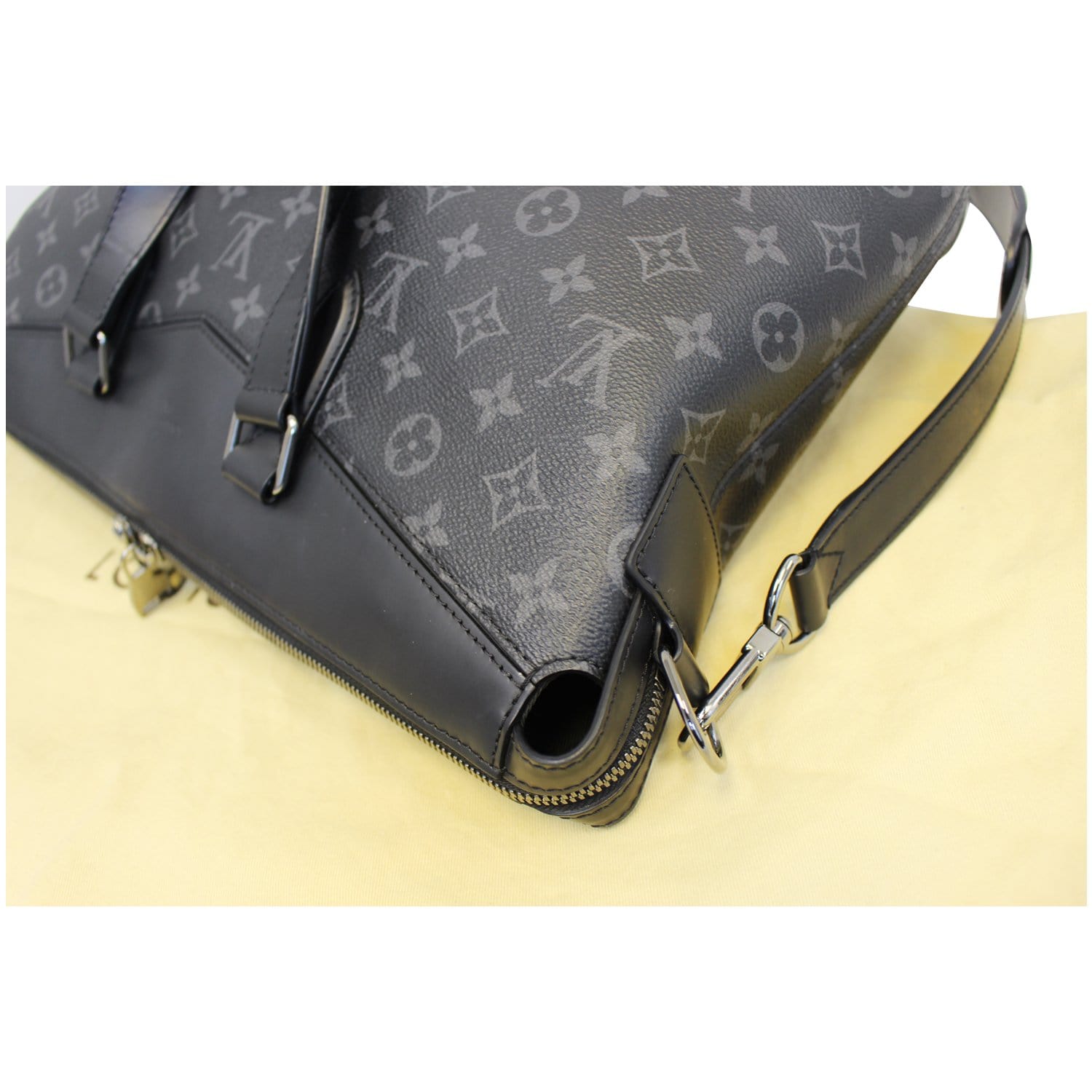 Louis Vuitton Explorer Shoulder Bag Pleated Monogram Canvas 4125447