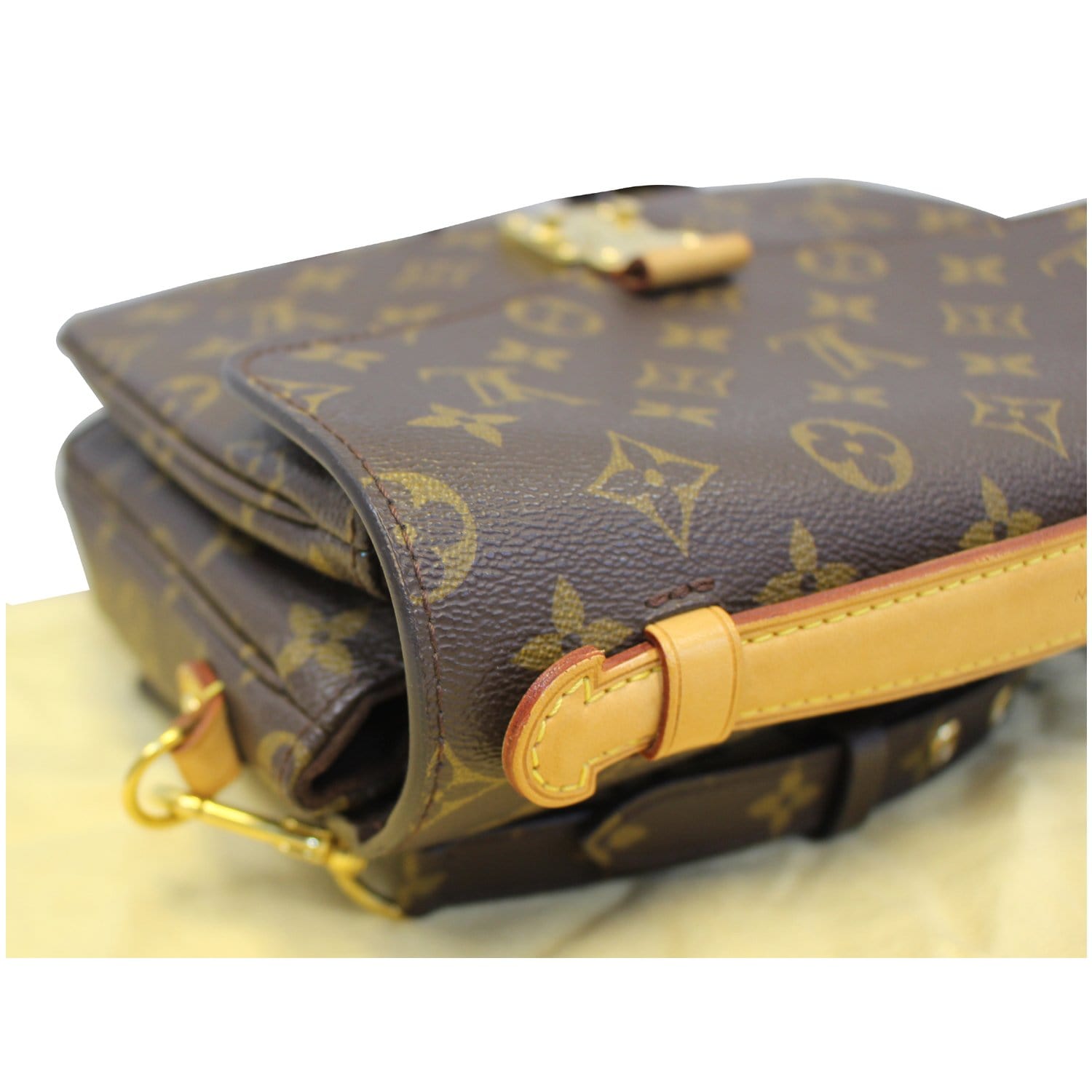 Louis Vuitton Metis Crossbody Bag in Brown Canvas – Fancy Lux