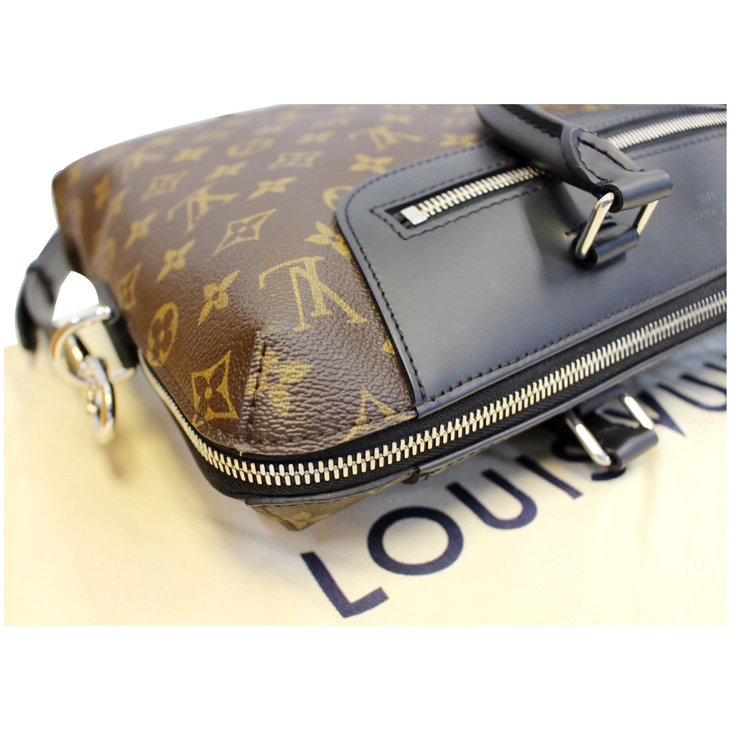 WeeklyLuxDrop - WLD  Louis Vuitton Porte-Documents Jour Briefcase Macassar  in Monogram Canvas