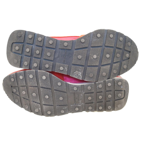 BALENCIAGA Race Runner Low-Top Sneakers Red - Final Sale