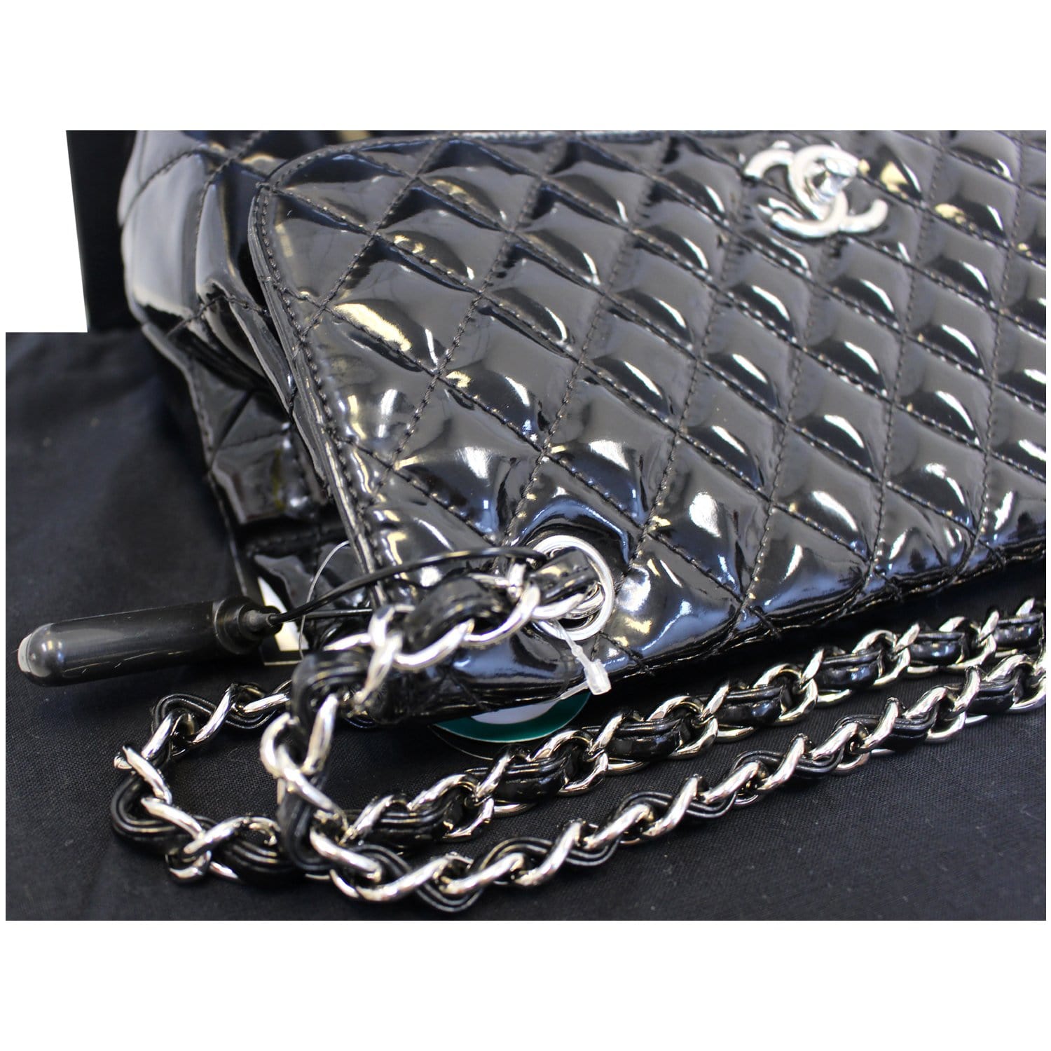 CHANEL Sac Rabat Patent Leather Shoulder Bag-US