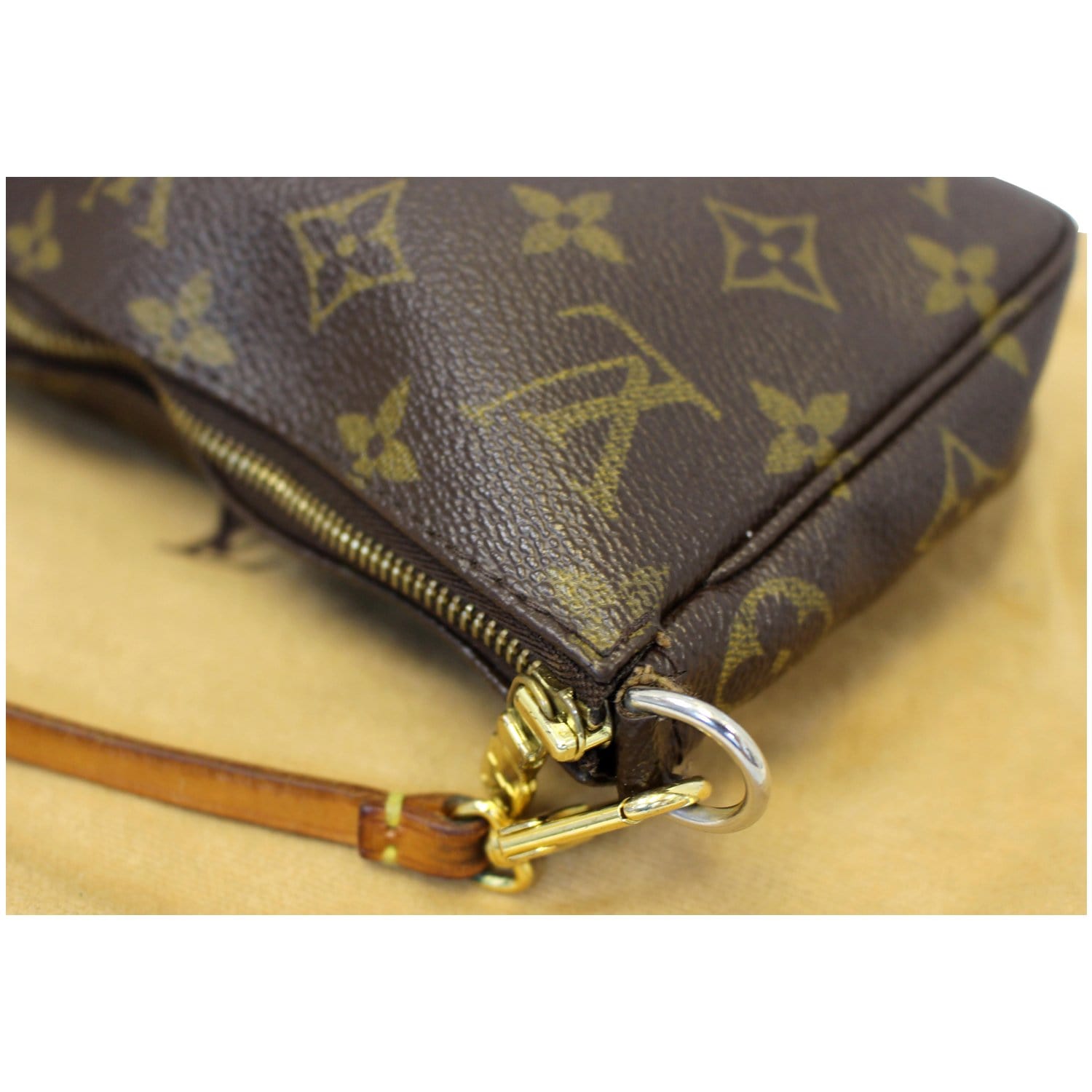 Authentic Louis Vuitton Monogram Accessories Brown Pouch Bag #15913