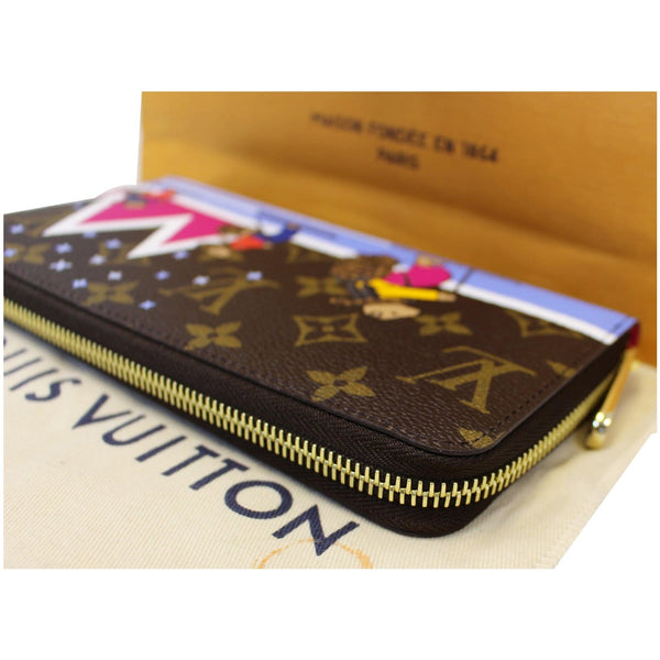 Louis Vuitton Holiday Zippy Wallet - Lv Monogram Wallet on sale