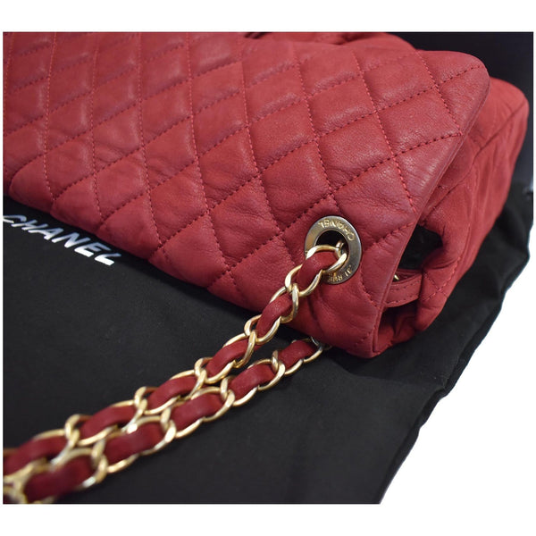 Chanel Chic Quilt Flap Iridescent Leather Shoulder Bag - Strap with Chain | DDH