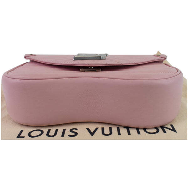 LOUIS VUITTON New Wave Chain MM Calfskin Leather Shoulder Bag Rose Pink