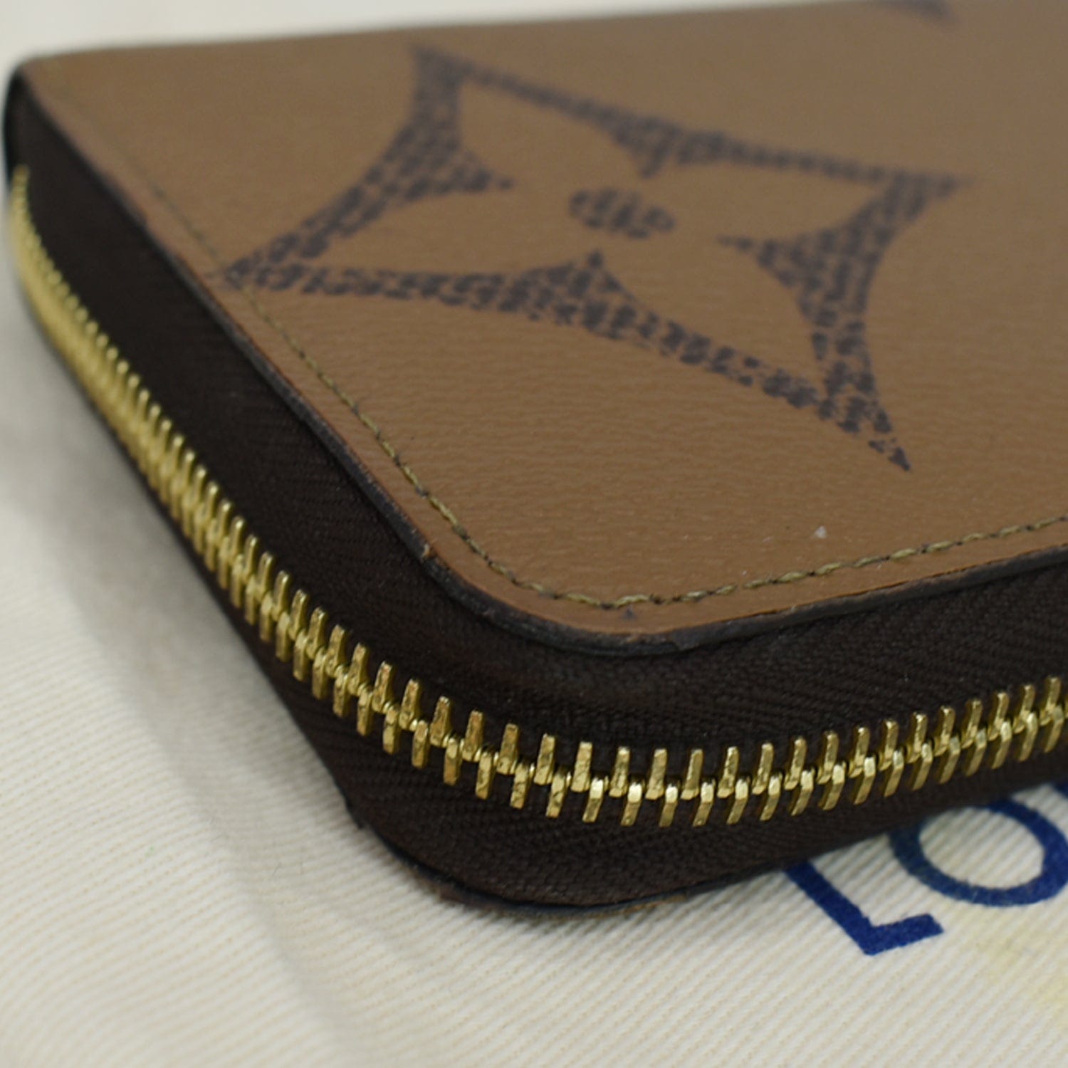 Louis Vuitton Brown Canvas Monogram Reverse Zippy Wallet Louis