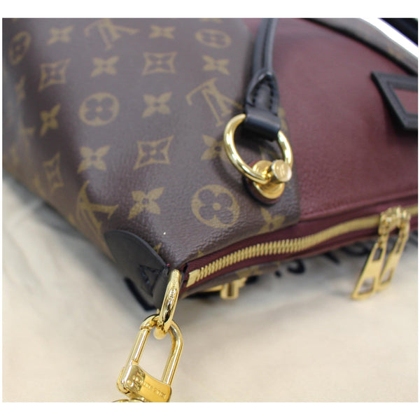 Louis Vuitton V MM Monogram Canvas Tote Bag gold zip
