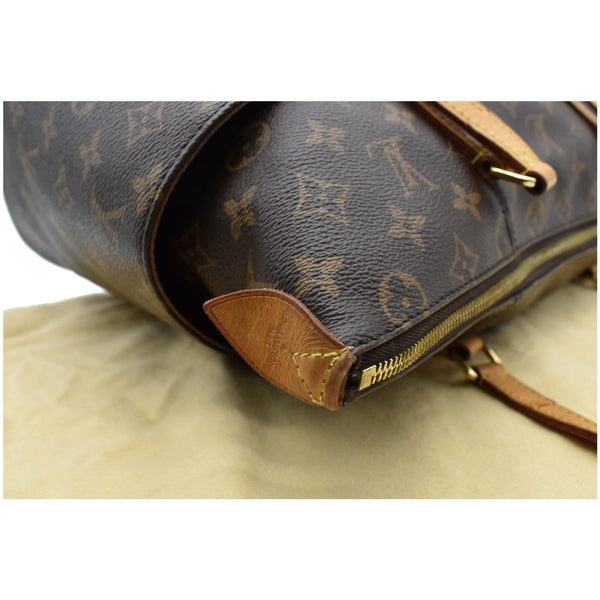Louis Vuitton Totally MM Canvas Shoulder Bag - side preview