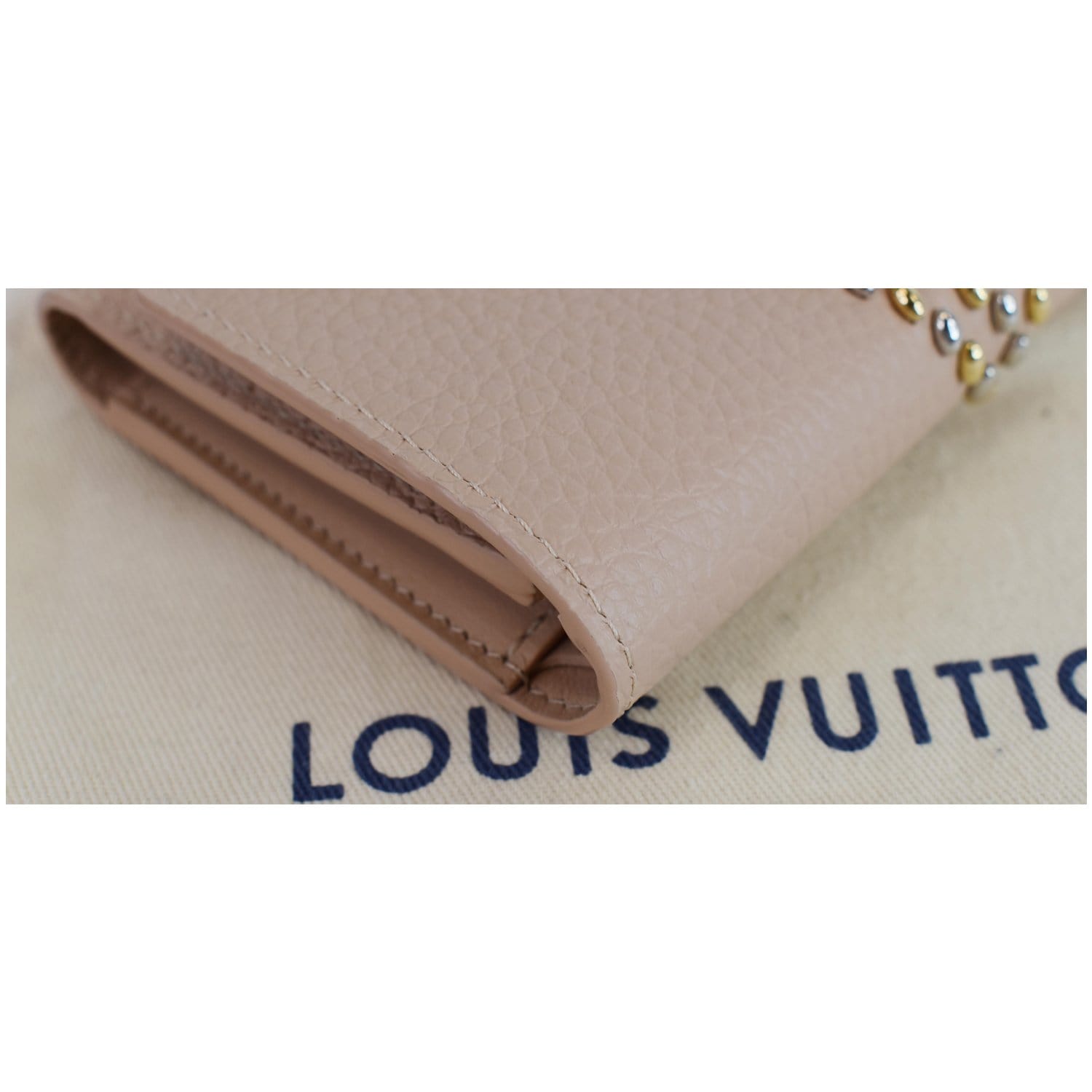Capucines Compact Wallet, Used & Preloved Louis Vuitton Wallets, LXR USA, Black