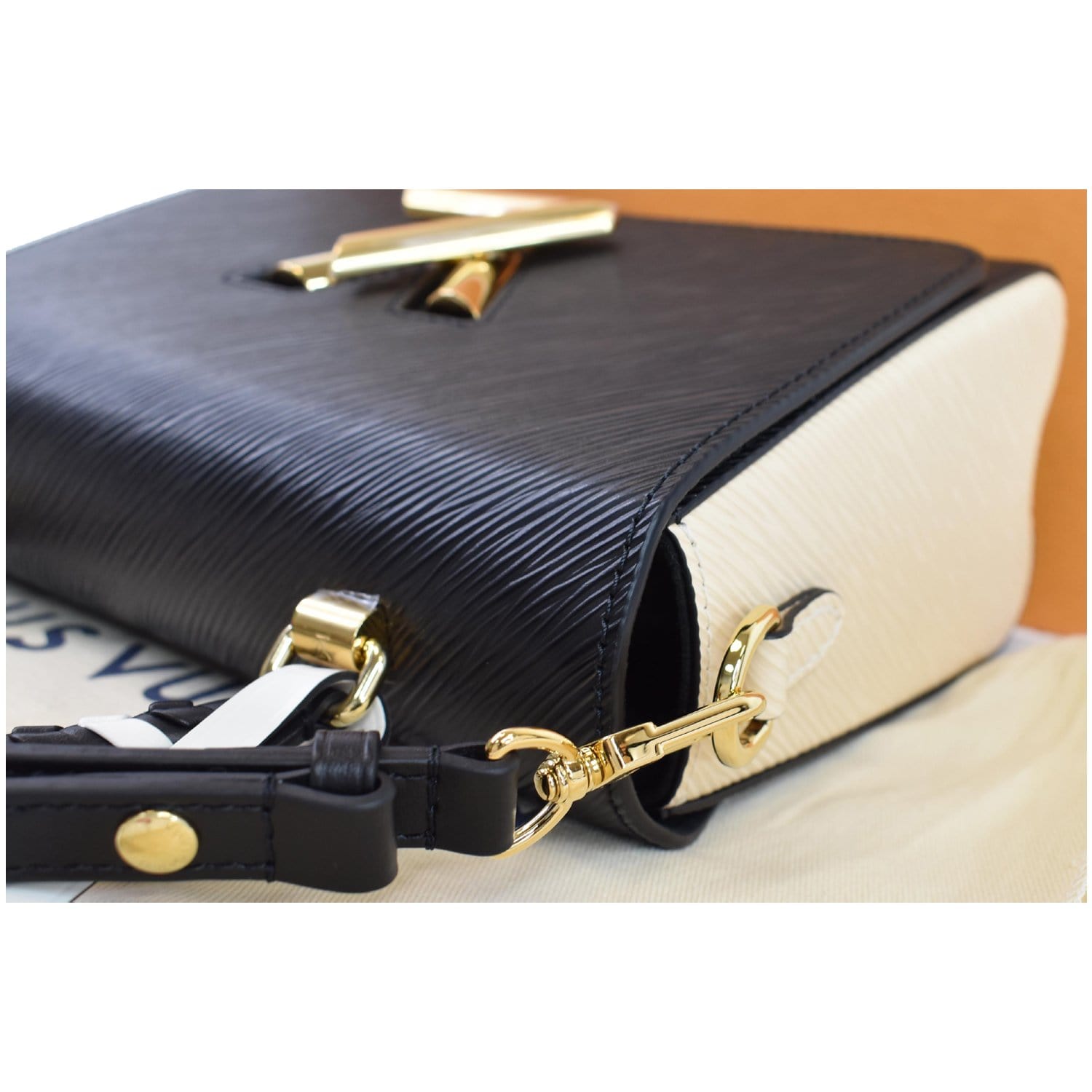 Black Louis Vuitton Epi Monogram Twist Wallet on Chain Crossbody Bag, Louis Vuitton Pallas Bag