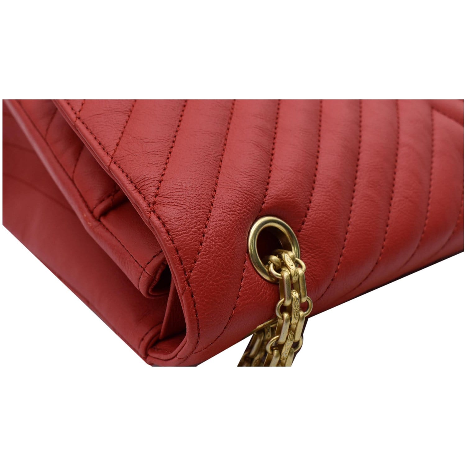 CHANEL 2.55 Reissue Double Flap Chevron Leather Shoulder Bag Red - 20%