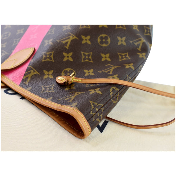 Louis Vuitton Neverfull MM V Grenade Canvas Hand Bag focused view