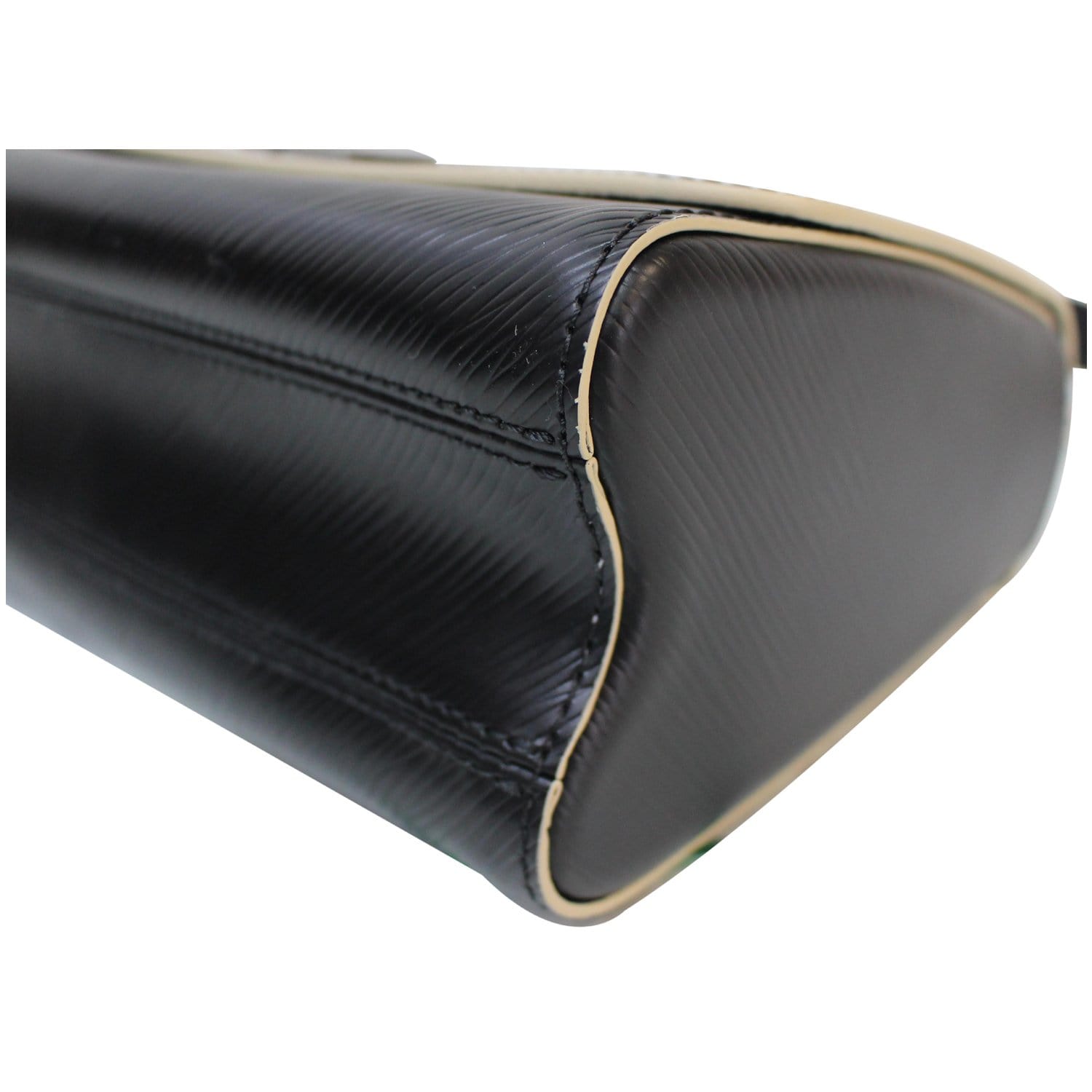 Louis Vuitton GO 14 MM Twist Shoulder Bag Black