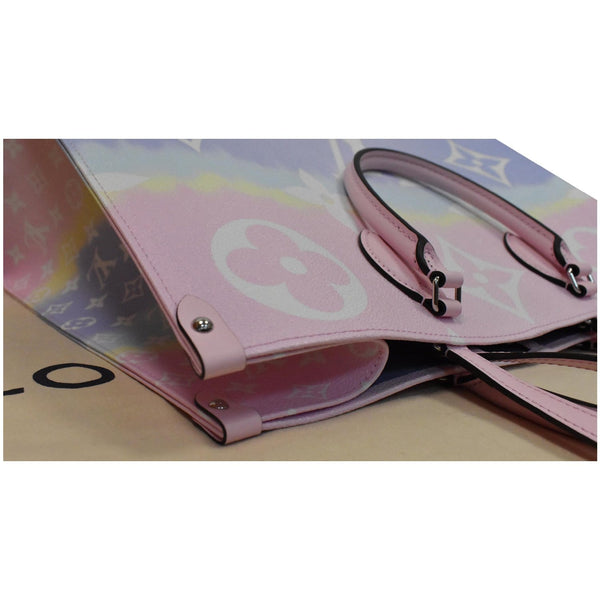 LOUIS VUITTON Escale Onthego GM Monogram Shoulder Bag Pastel