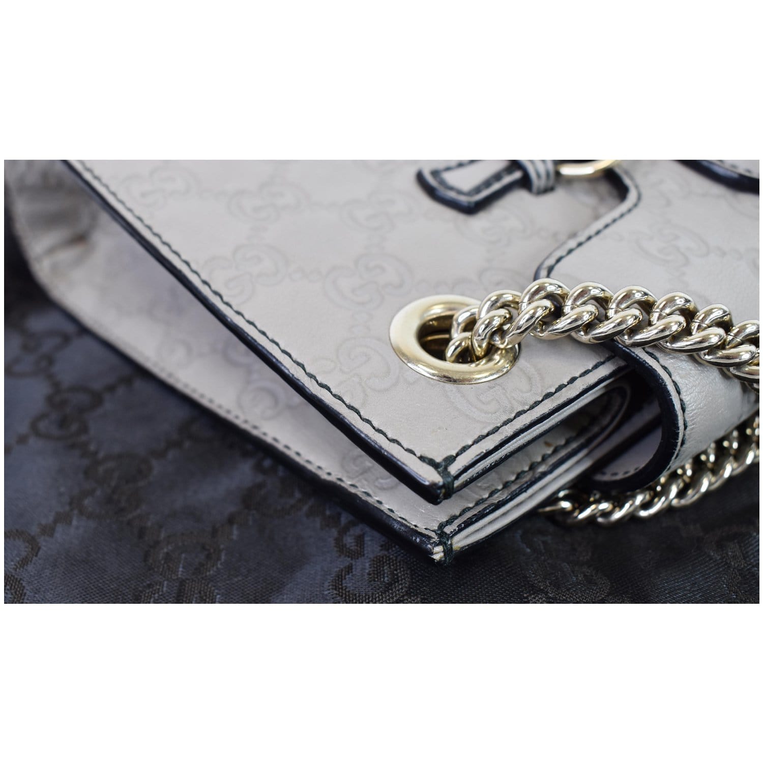 Gucci Grey Microguccissima Leather Emily Chain Crossbody QFB1AV6ZEB001