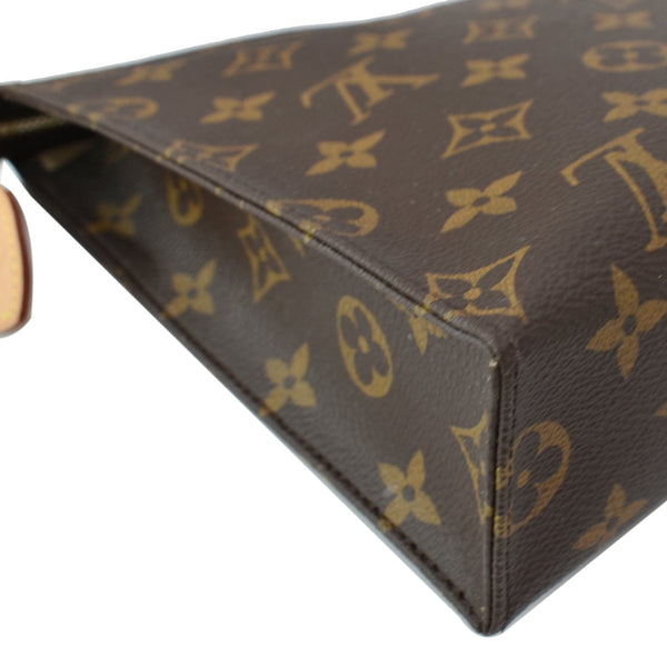 LOUIS VUITTON Toiletry 26 Monogram Canvas Cosmetic Pouch Brown