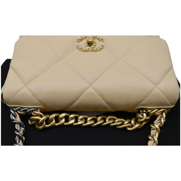 desert CHANEL 19 Large Lambskin Leather Shoulder Bag Nude - desert chanel  and farfetch to roll out boutique of tomorrow - 10% OFF
