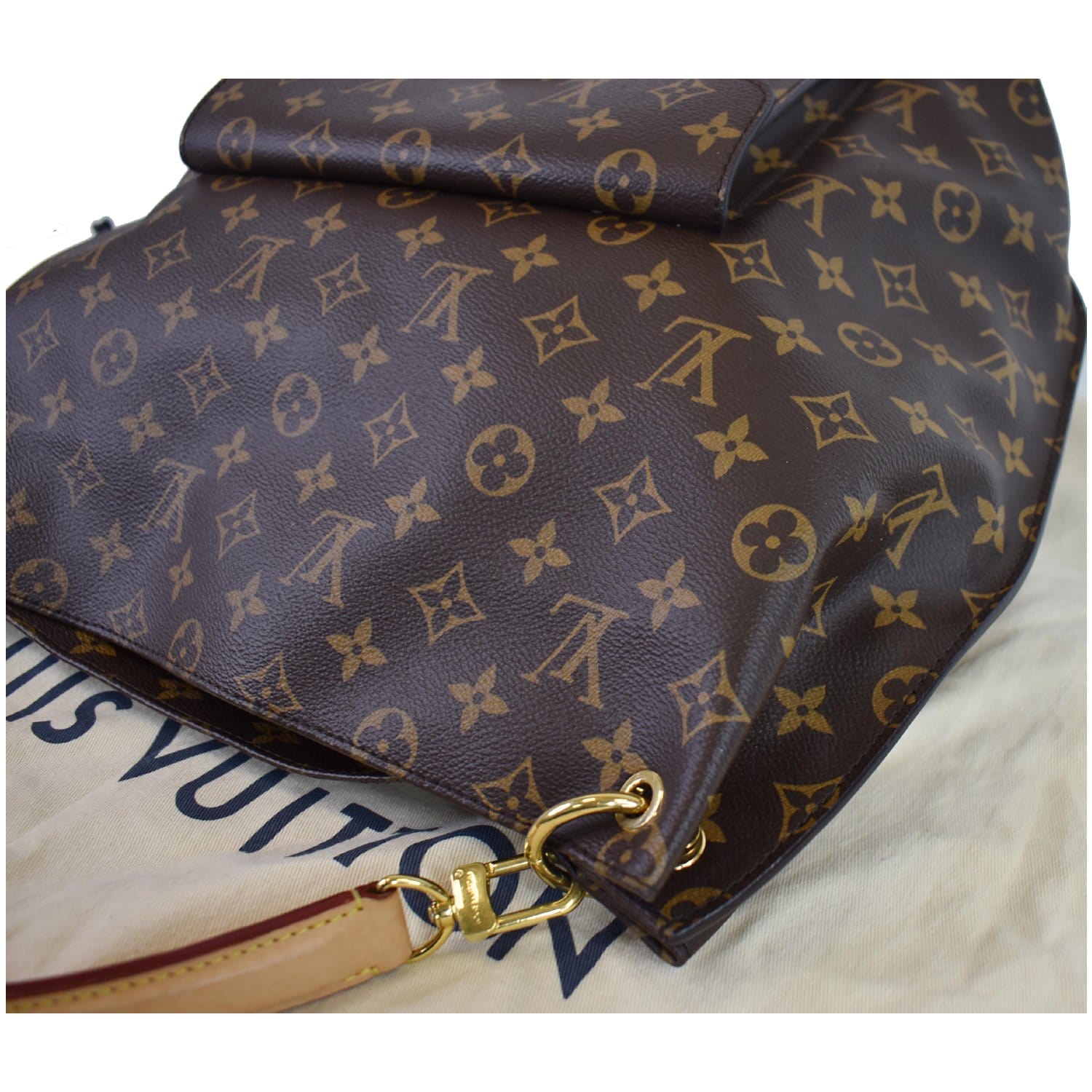 Best or worst hobo style bag from Louis Vuitton? Louis Vuitton Metis Hobo  Review 