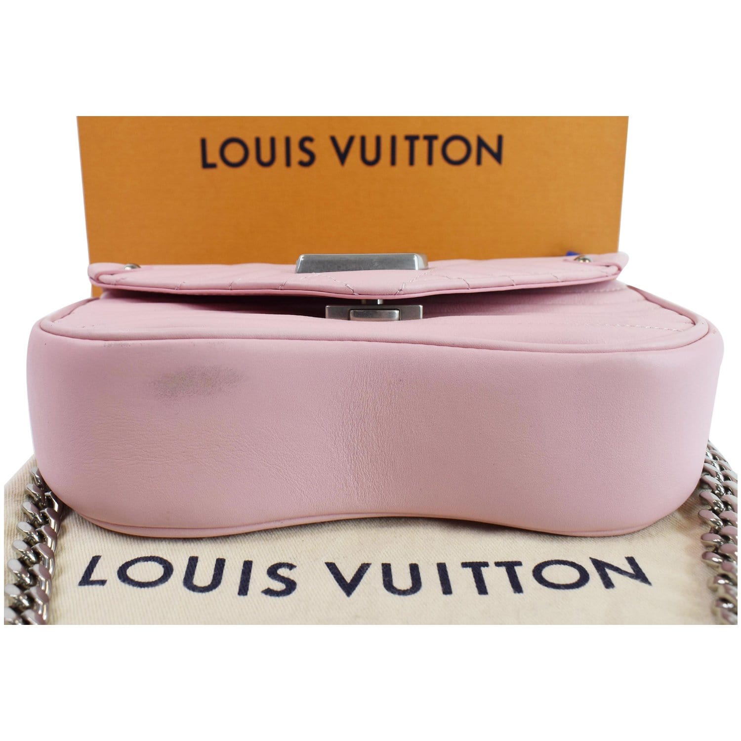Louis Vuitton Calfskin LV New Wave Chain Bag Rose Freesia