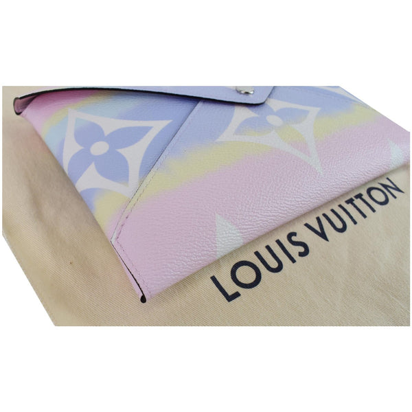 LOUIS VUITTON Kirigami Pochette Large Monogram Escale Clutch Pastel