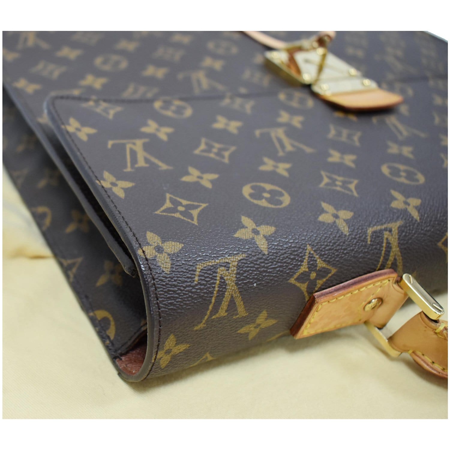Louis Vuitton Monogram Canvas Laguito Briefcase Bag - Yoogi's Closet