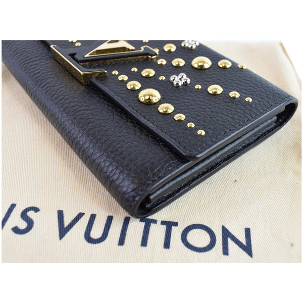 used lv Capucines Studded Leather Wallet corner