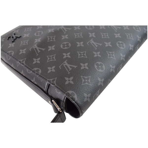LOUIS VUITTON District MM Monogram Eclipse Messenger Bag Black