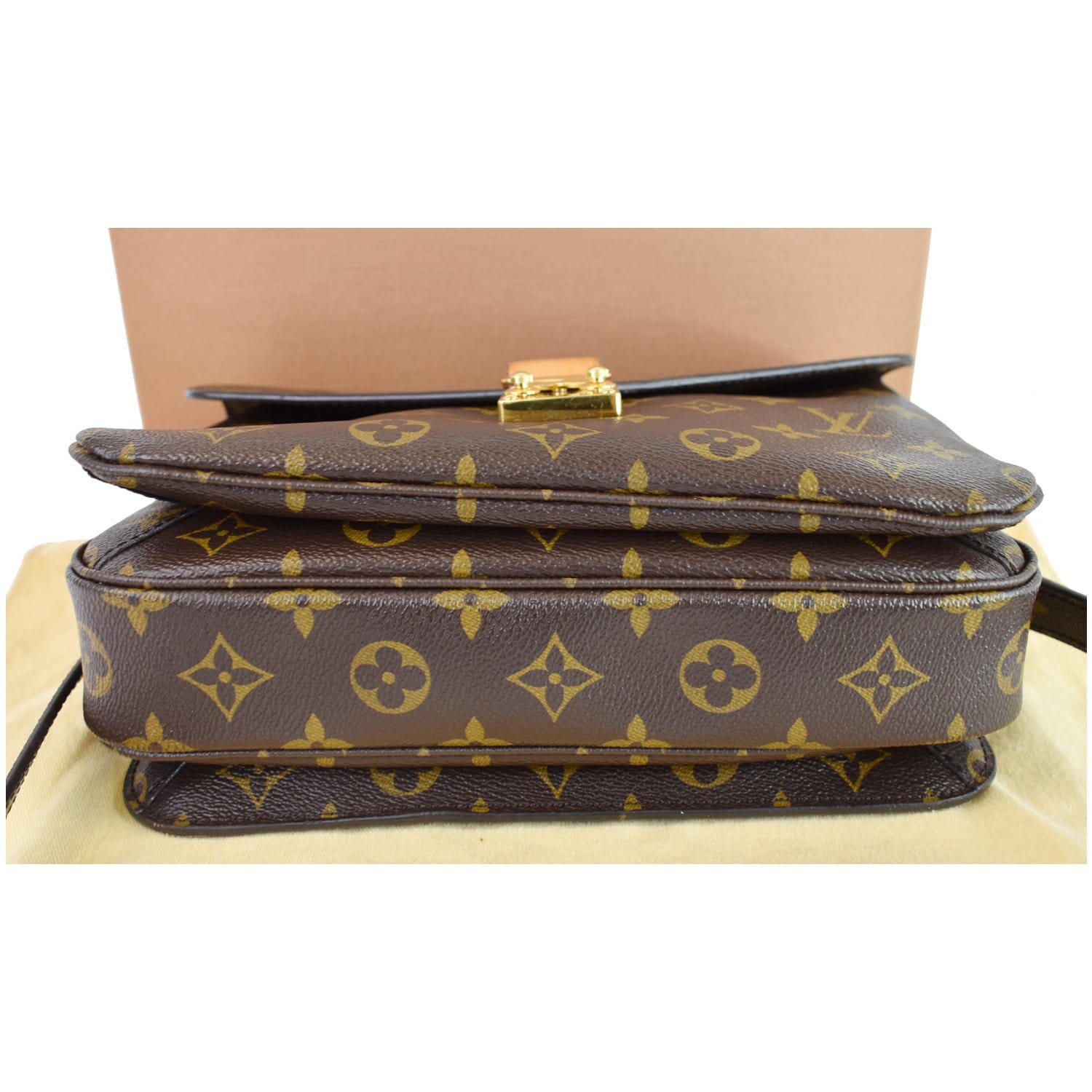 Louis Vuitton Pochette Metis Bag Guide