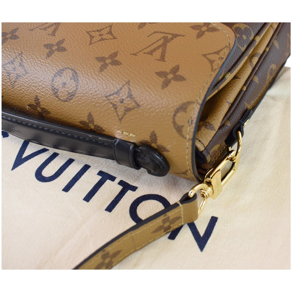 LOUIS VUITTON Metis Pochette Reverse Monogram Canvas Crossbody Bag Brown