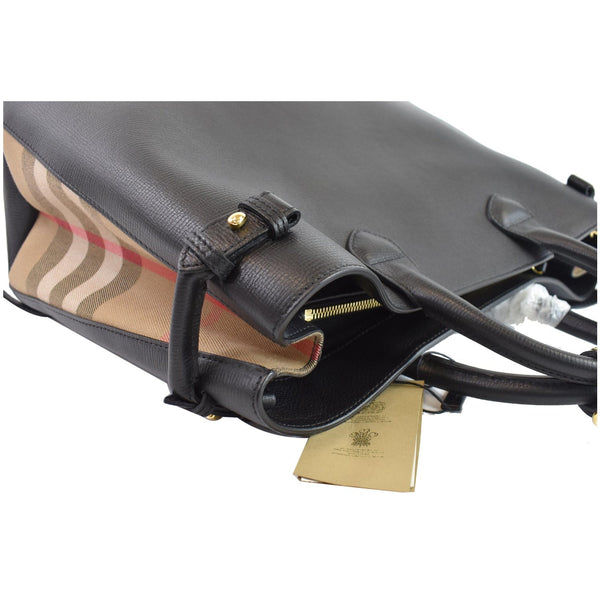 BURBERRY Large Banner House Check Leather  Tote Shoulder Bag Black