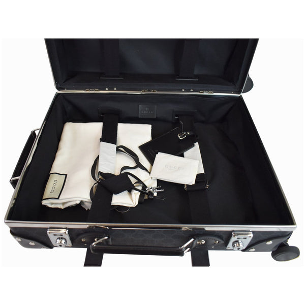 Gucci Globe-Trotter GG roomy interior Suitcase