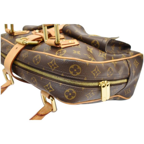 Louis Vuitton Manhattan GM Monogram Canvas Bag - zip closure