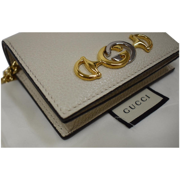 Gucci Zumi Mini Grainy Leather Chain Wallet - sleek design