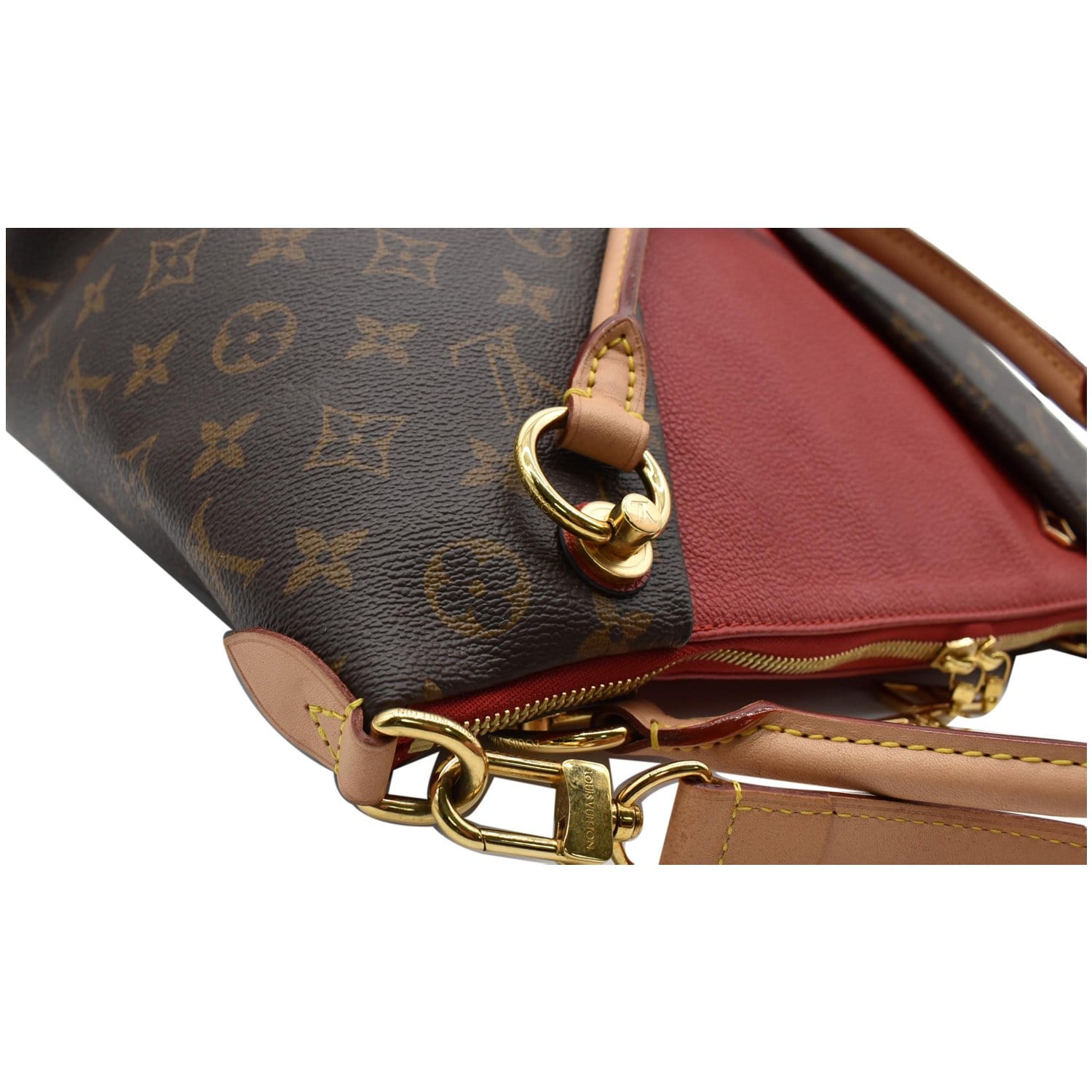 Louis Vuitton V Tote MM Monogram Canvas Tote Bag - DDH