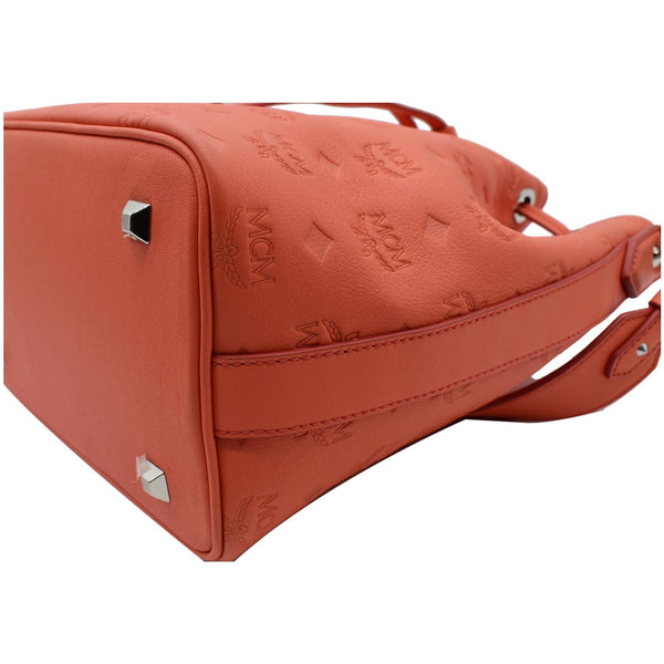 MCM Essential Drawstring Leather Shoulder handbag