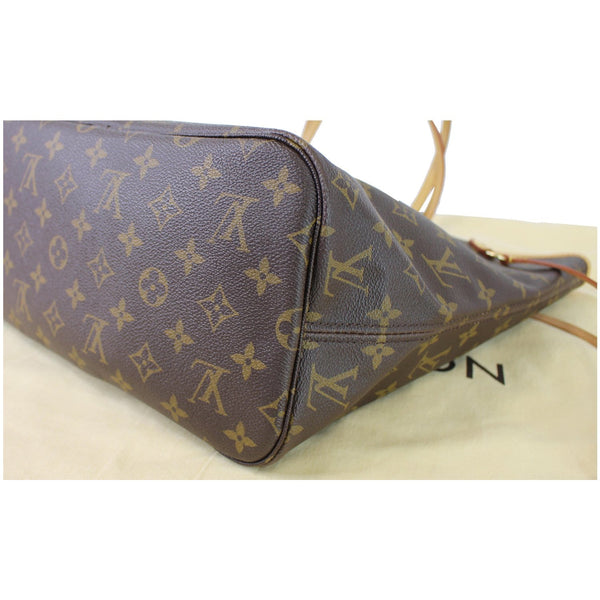 Louis Vuitton Neverfull MM Monogram Canvas Tote Bag corner look