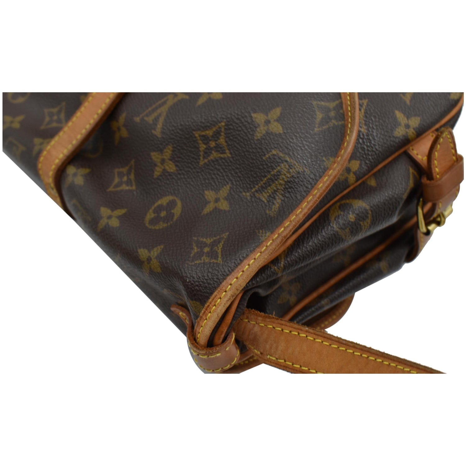 Saumur leather crossbody bag Louis Vuitton Brown in Leather - 38046682